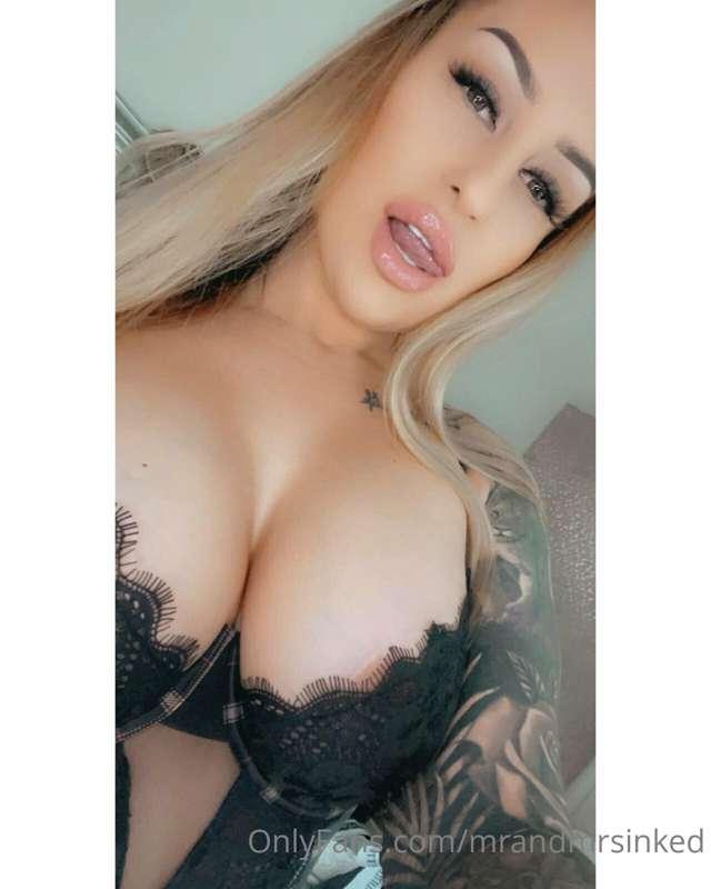 Who's up for a 1hr CB.T or Anal Challenge?!  
I know how bad..