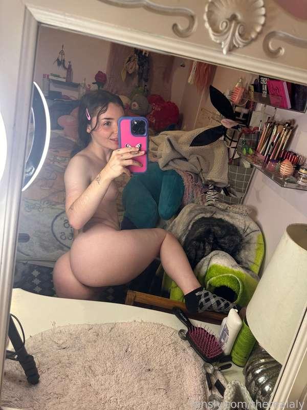 therealaly image #9
