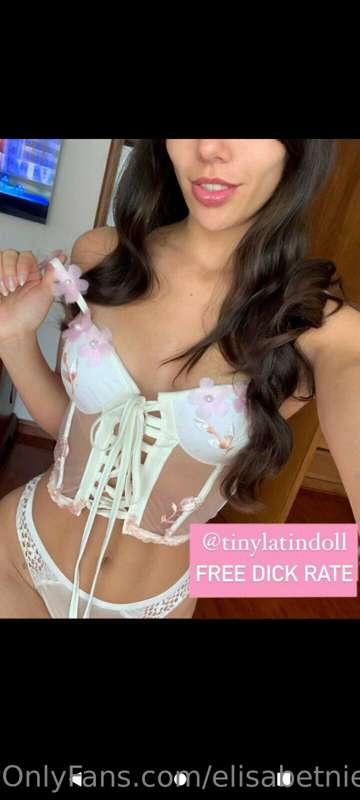 SUBSCRIBE FOR FREE 💋
❤️‍🔥Hi baby are you ready for my bloomi..