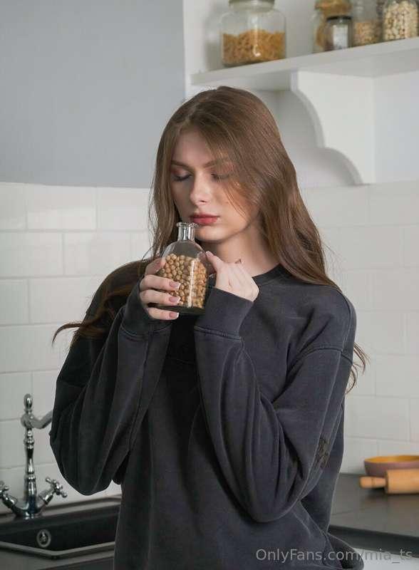 What do you think you can make with coffee beans? ☕✨💖 Maybe ..