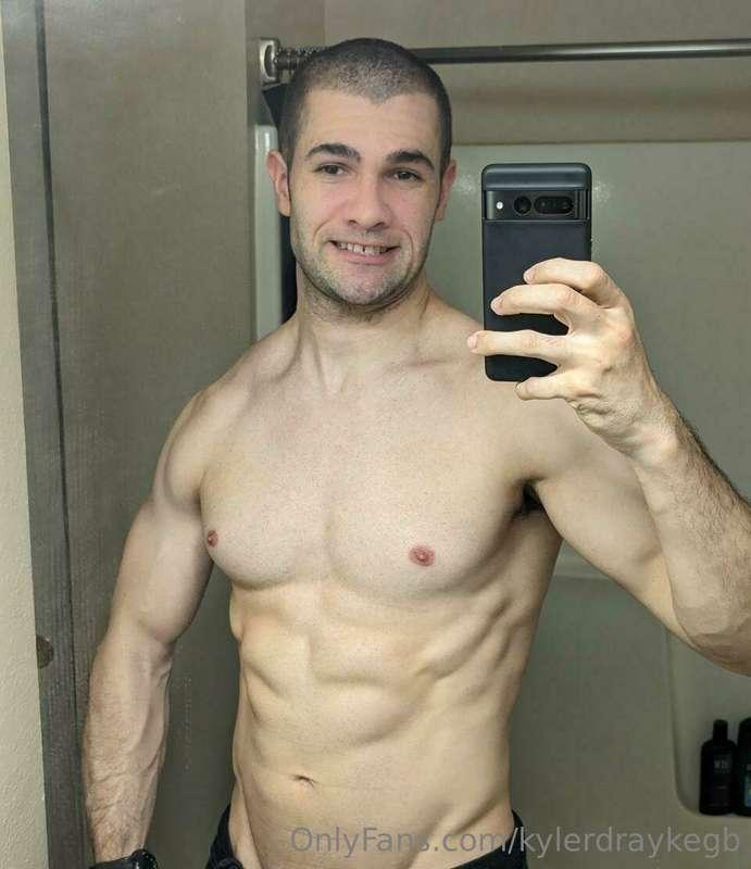 kylerdraykegb image #0