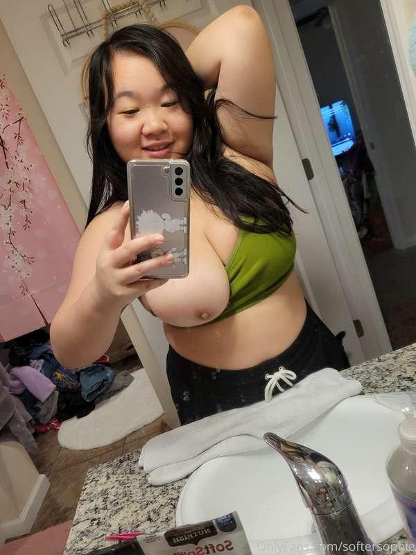Happy titty Tuesday ☺💕