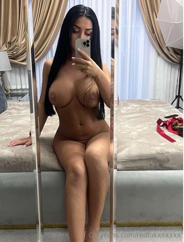 I never expected see @jasmineefox on here😳 Her content will ..