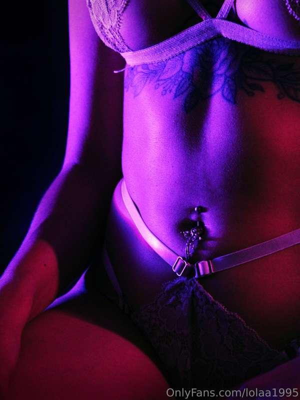 All this hot body wasted. Come and see it