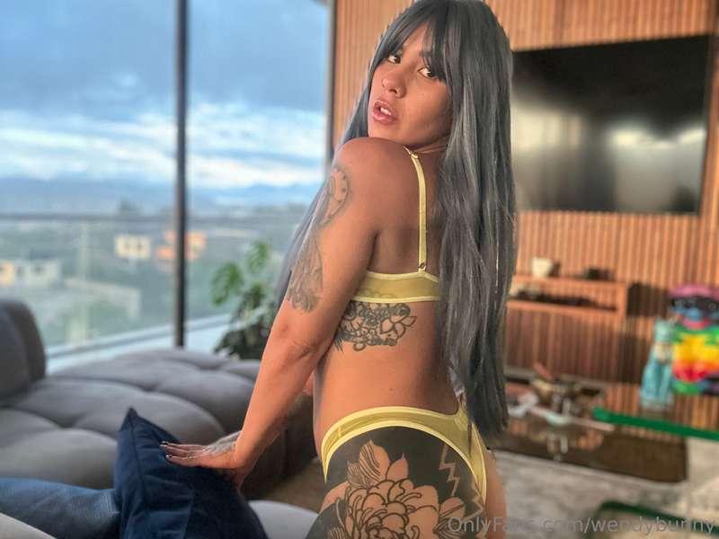 Why don't we give in to temptation? 😈 I can't resist the tem..