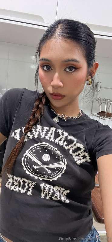 Wanna talk? 🤭