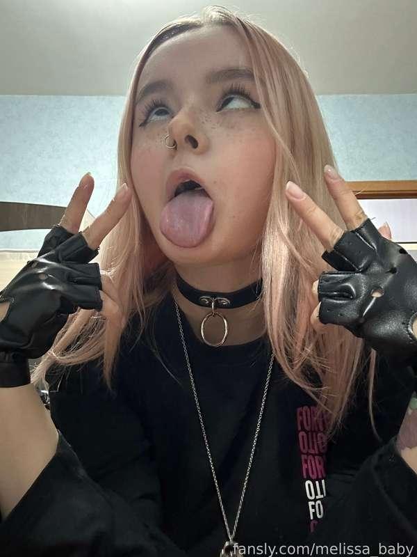 ~ 👅

#ahegao #teen #petite #young #loli #18 #selfie #face #cutegirl #tongue