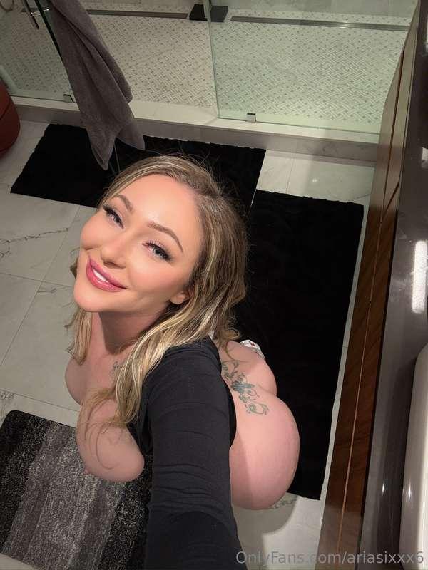 wanna spank my ass? 😈