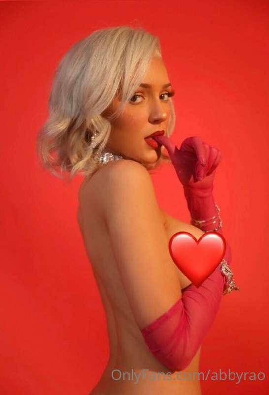 One of my favorite shoots I’ve ever done😍 DM me a “❤️“ if yo..