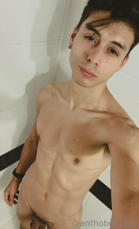 let's take a shower together honey🥰🤤