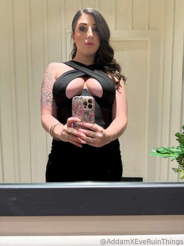 Do you like my NYE dress?
