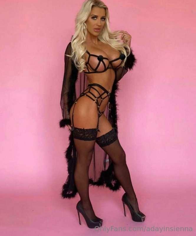 Me, you and your fantasies😘