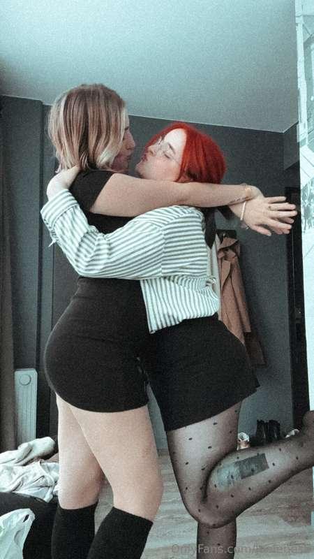 How badly do we want some pics of me and her❤️🫣