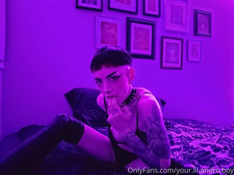 The first 💜PURPLE collection💜 is available again, 26 photos ..