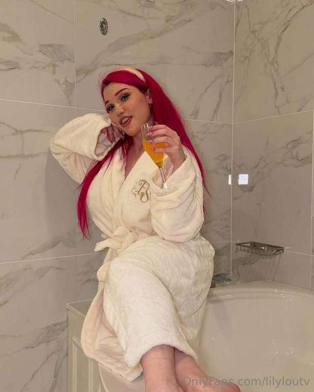I’m totally gonna have a bubble bath 🧼