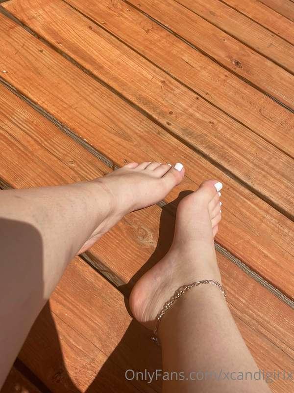 Feet pics?