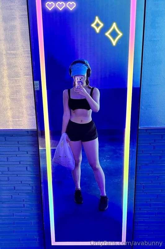kwl gym lights :3