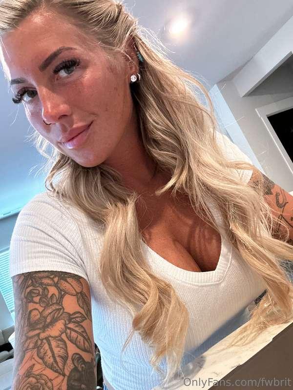 Happy Monday😘