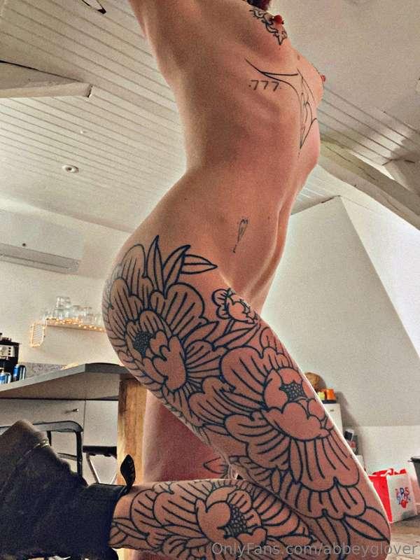 Hey there lol I’m in LOVE AAAAAAAAA  Gimme some ideas for so..