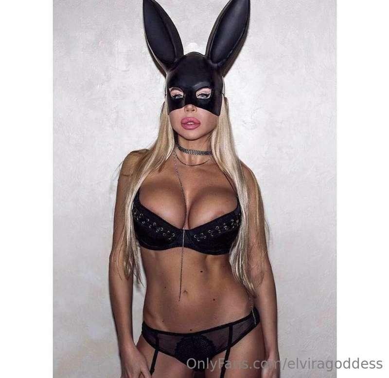 🐇💋It's a rabbit, very sharp, putting on this mask gives me 1..