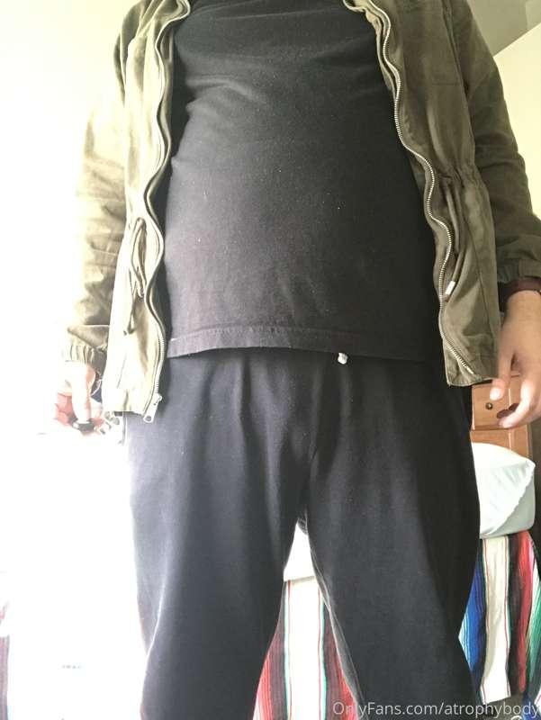 Going to go shopping with my roommate. Wish me and my belly,..