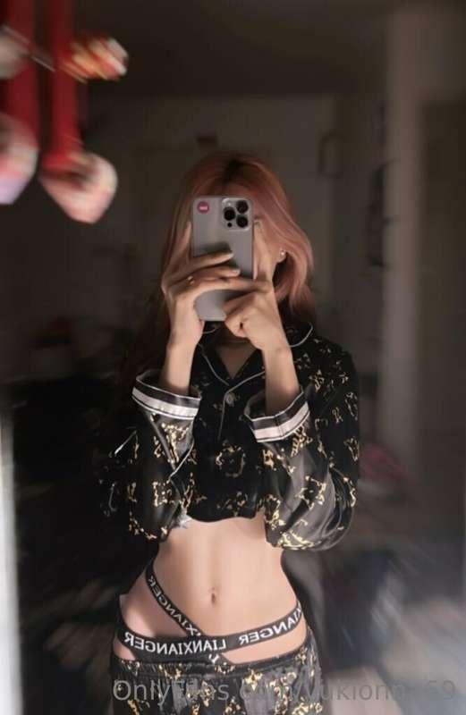 Hi