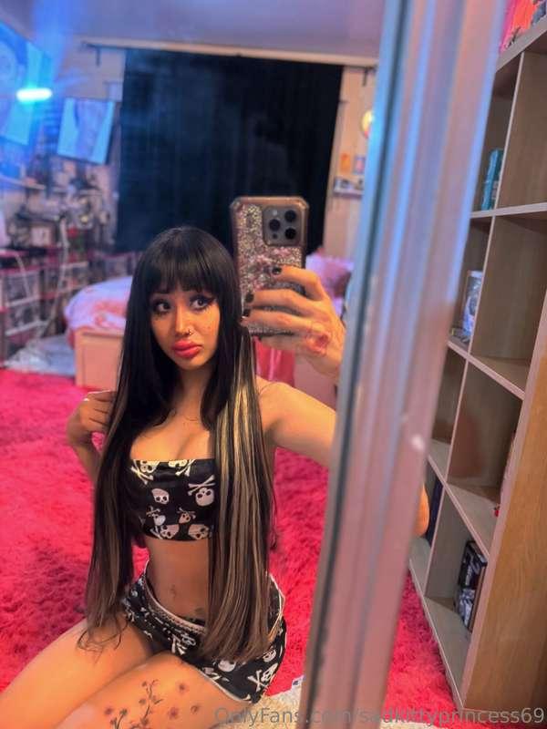 Ready for me to take over and show you my naughty side? 😈 Sl..
