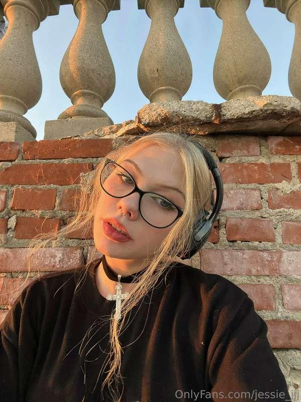 Hello my dear ones 💋 I'm finally open my Onlyfans page!😜😎 Ar..