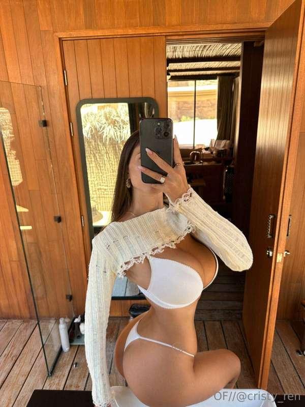 Do you like the front or the back more... why not both? 👀