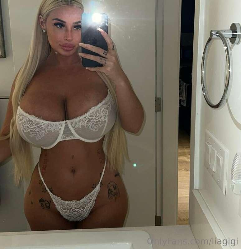 📱