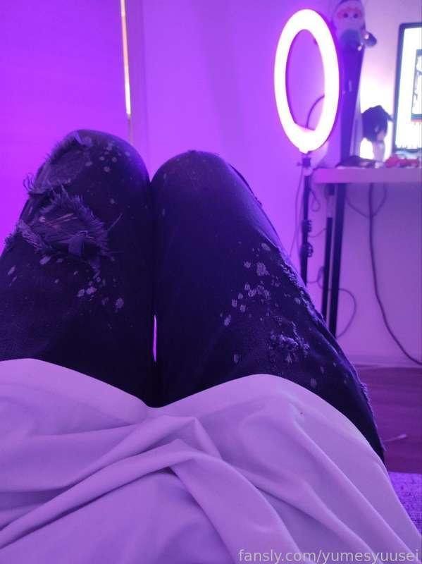 Which one do you prefer?~🖤

#femboy #emoboy #twink #nude #cock #emo #pov #fyp

