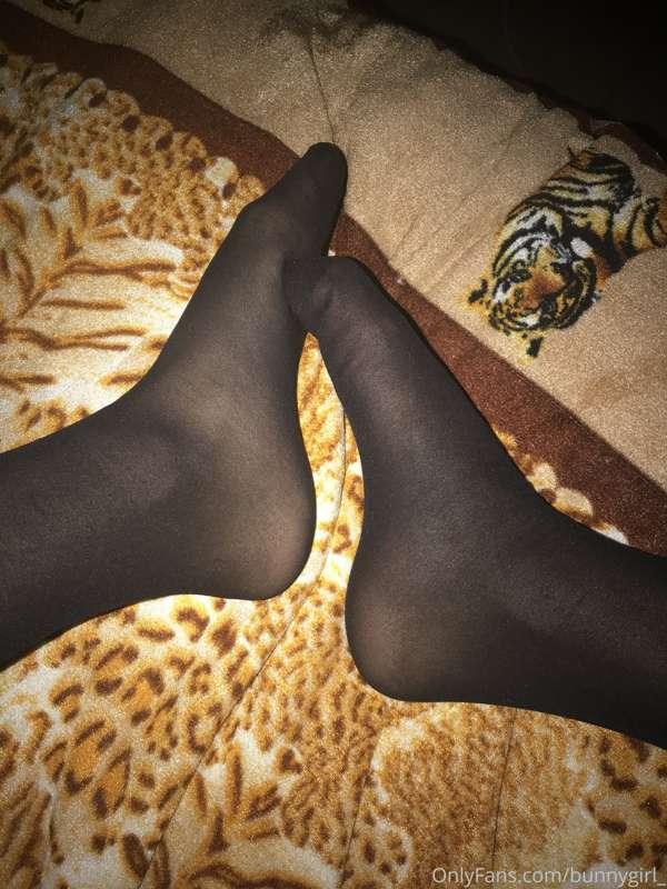 do you like my feet? 🦶😏