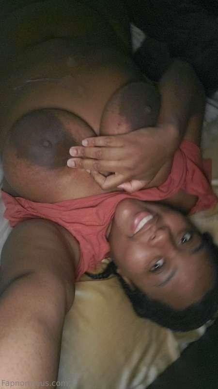 Late night, turned EARLY MORNING fucking! Love getting nutte..