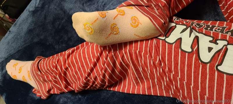 Confetti falls to the ground