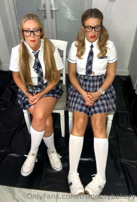 👩🏼👱🏻‍♀️Double detention with head master menace 👨‍🏫