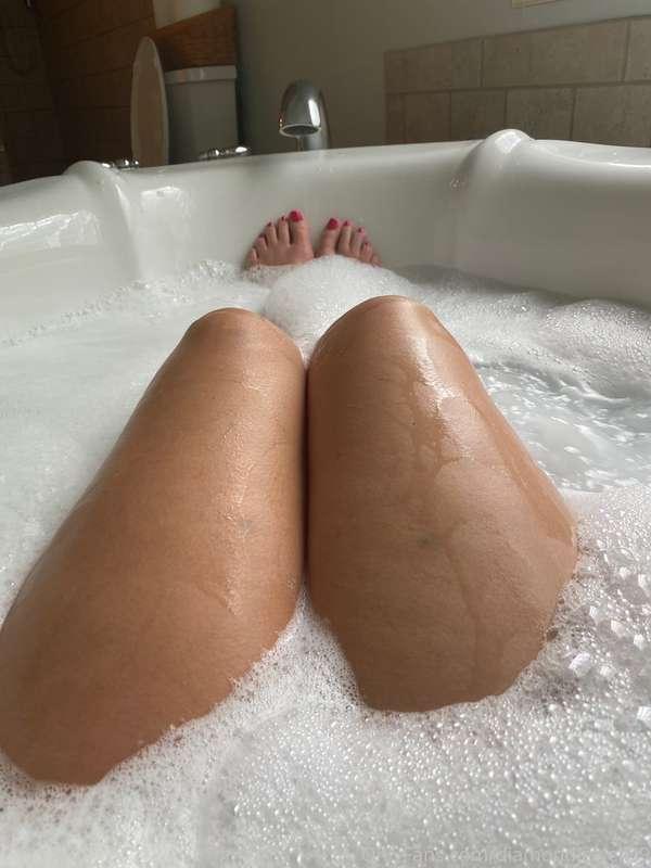 Will you please cum and take a bath with me tonight? Live on..