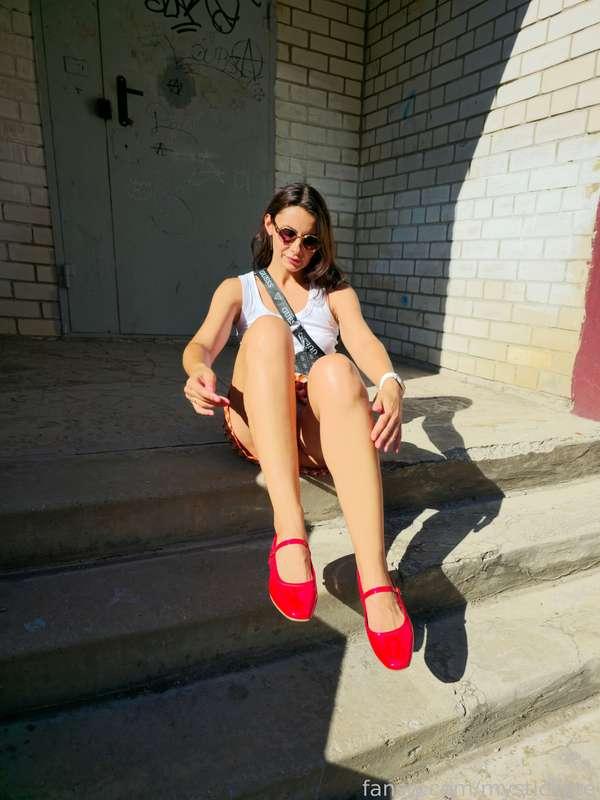 Who would have thought that this girl walks around without any underwear! 💦💦

 #fyp #public #hot #sex #sweet #brunette #nude #breast #like #passion #fetish #selfie