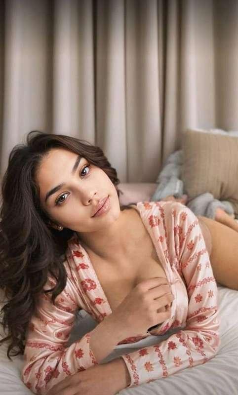 🌸FREE ONLY TODAY @santana_strawberry🌸 She is waiting for you..