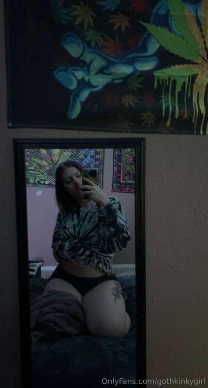 hey babe! hmu sexting and customs 🫶🏻