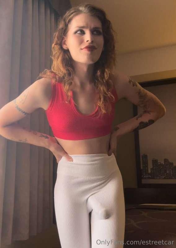 did you see my send-out of my hung gym girl video? Message m..