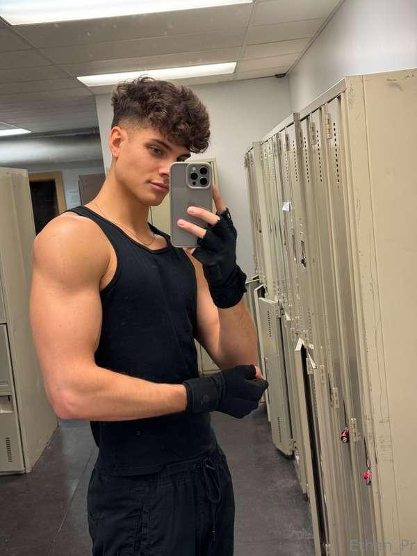 Gym 💪🏼🔥 Sorry for the inactivity lately, new video in 1h!