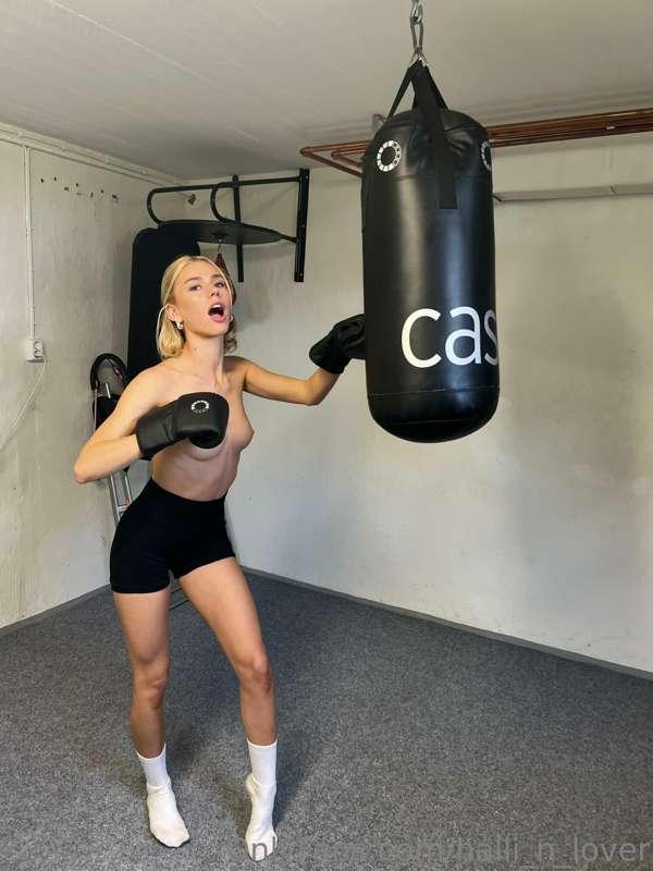 Cocksucking champion of the world🏆🥊