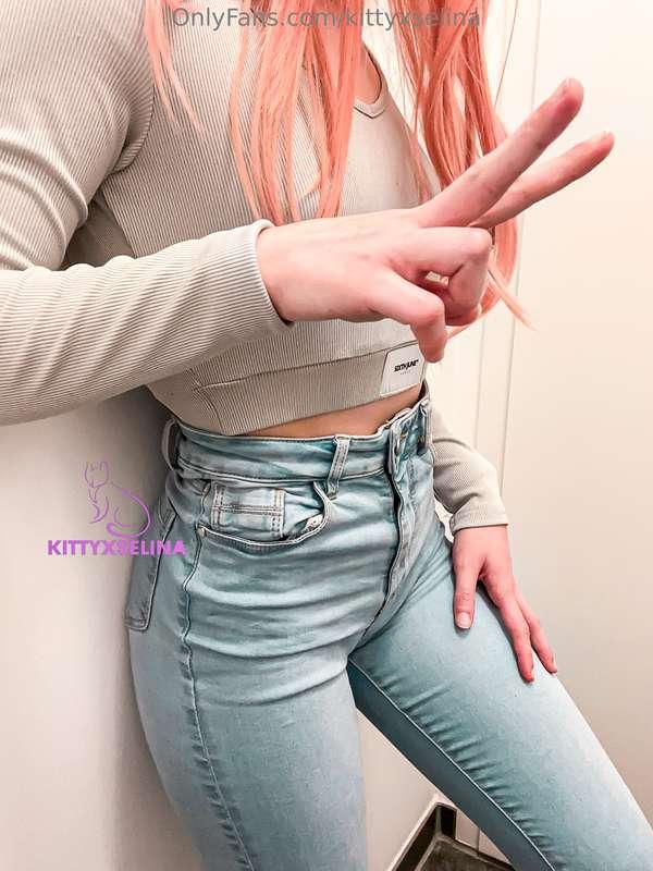 kittyxselina image #0