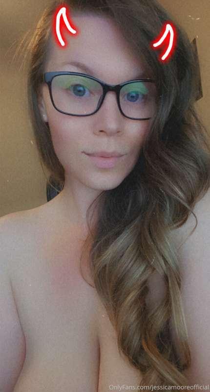 What do we think, should Topless Tuesday be a thing? 😈