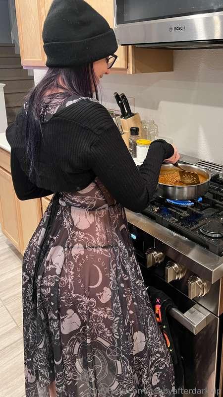 What am I making for dinner? Nachos! What? Were you hoping f..