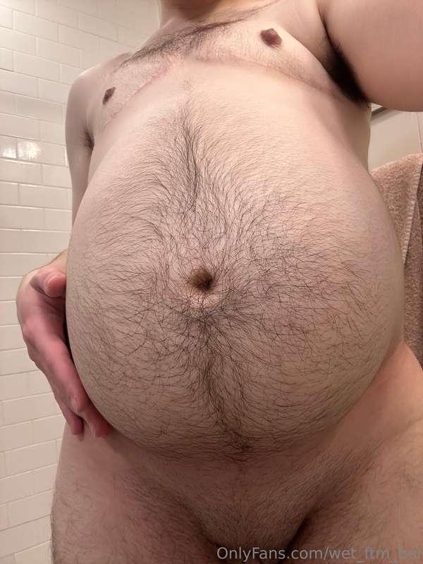 come rub my pregnant belly 🫃🏻