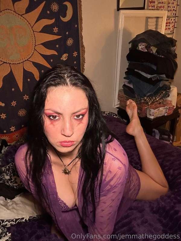 Can you tell purple is my favorite color💜😈