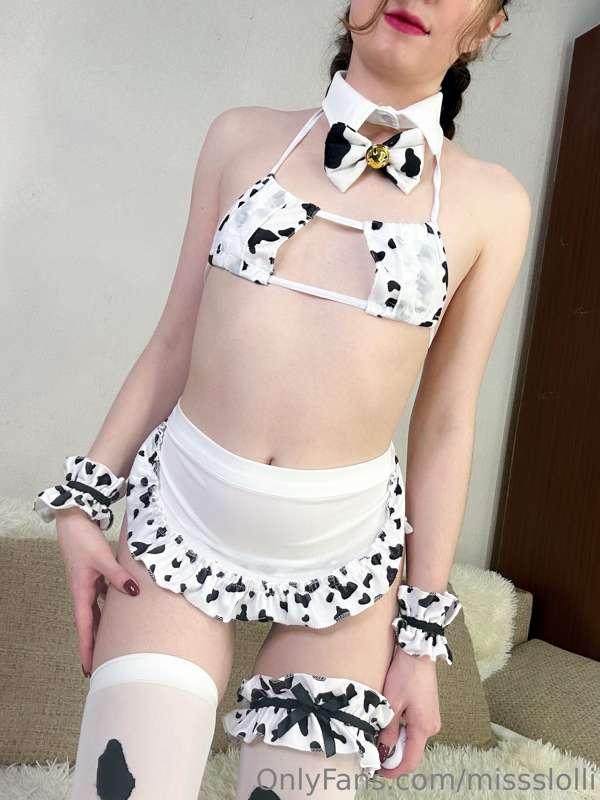 kathynude image #2