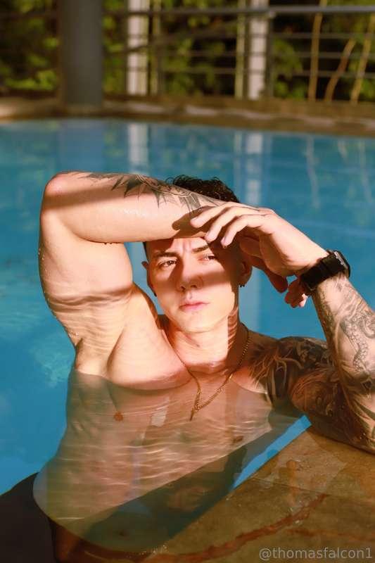 Good morning babies 😏☀️