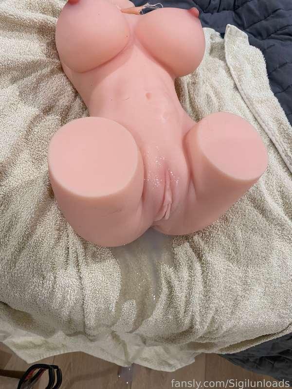 Cum filled condom and creampie drained doll.

#fyp #condom #cum #cumshot #creampie #hyperspermia